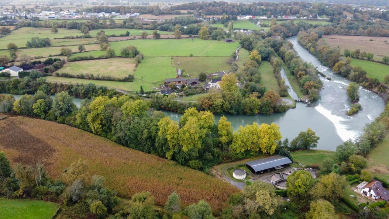 Gite Les Petits Chemins Ledeuix Exteriér fotografie